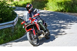 Beta Alp 4.0: Μια ιταλική μοτοσυκλέτα βγαλμένη από τα παλιά - εικόνα 12