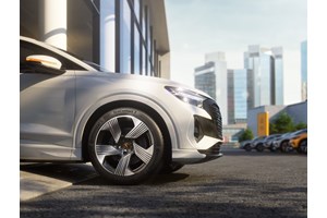 Δήλωση-βόμβα CEO μεγάλης φίρμας ηλεκτρικών: Το μέλλον είναι η αυτονομία 300 χιλιομέτρων - εικόνα 9