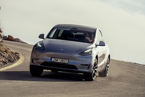 Tesla Cybertruck: περνάει για πλάκα την πιο δύσκολη βραχώδη διαδρομή στον κόσμο (video) - εικόνα 4