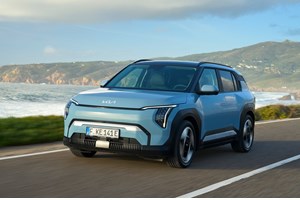 Αυτό είναι το νέο sedan της Kia, λέγεται K4 και αναπτύχθηκε στην Ευρώπη - εικόνα 7