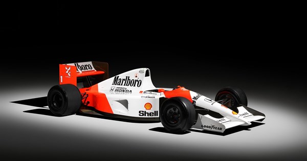 Απίστευτο περιστατικό: Οδηγός Tesla μπήκε ανάποδα σε πίστα αγώνων για να φορτίσει - εικόνα 2