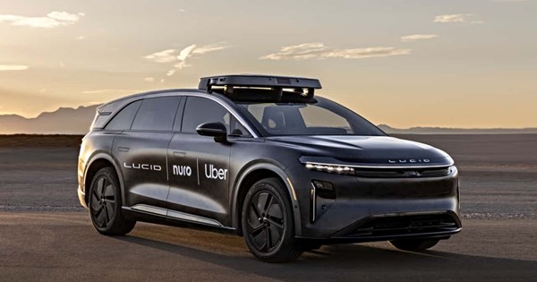 Αστέρας του Χόλιγουντ έγινε brand ambassador κορυφαίας φίρμας ηλεκτρικών αυτοκινήτων - εικόνα 1