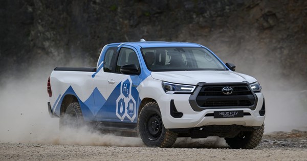 Σε διάσημη τραγουδίστρια ανήκε αυτή η Ferrari Dino 246 που πουλήθηκε για μισό εκατομμύριο ευρώ - εικόνα 7