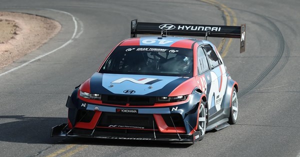 To Acura Integra Type S ακολουθεί τα βήματα του Honda Civic Type R - εικόνα 9