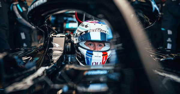 Η Porsche αποκάλυψε το πιο ακραίο μονοθέσιο της Formula E, ένα τέρας 805 ίππων - εικόνα 8