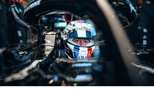 Η Porsche αποκάλυψε το πιο ακραίο μονοθέσιο της Formula E, ένα τέρας 805 ίππων - εικόνα 8