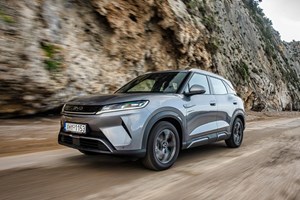 Το Sadair’s Spear είναι το νέο υπερόπλο των 1.603 ίππων της Koenigsegg - εικόνα 9