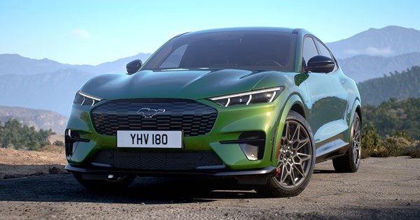 Η Mercedes εισάγει steer-by-wire και τιμόνι yoke στη νέα EQS - εικόνα 8