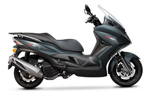 Αυτή η σπάνια Vespa θα πουλήθει 90.000 ευρώ σε δημοπρασία (εικόνες) - εικόνα 9