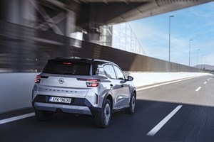 Ποια στοιχεία εξοπλισμού δεν έχει το φθηνό Tesla Model Y Standard - εικόνα 6