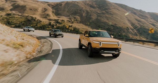 Ούτε ο τυφώνας Helene δεν σταματά το Rivian R1T (video) - εικόνα 3