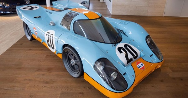 Στο σφυρί η υπέροχη Shelby Cobra του Steve McQueen (εικόνες) - εικόνα 1