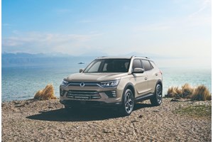 KGM Torres: Το νέο υβριδικό SUV που βγάζει όλες τις αστικές μετακινήσεις ηλεκτρικά - εικόνα 2