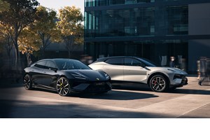 Σε αυτό το αυτοκίνητο θα μπορείς να βλέπεις ταινία ενώ κινείσαι με 95km/h - εικόνα 6