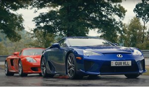 Στο σφυρί σπάνιο Lexus LFA με ελάχιστα χιλιόμετρα στο κοντέρ - εικόνα 1