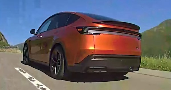 Στα χνάρια του Elon Musk-Ποια εταιρεία αυτοκινήτου εκτόξευσε τον δικό της πύραυλο - εικόνα 6