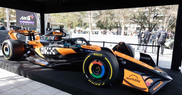 Η Mercedes απέκτησε το δικό της ανθρωποειδές ρομπότ (video) - εικόνα 9