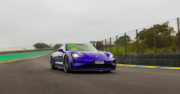 Αλλάζουν ξανά τα πλάνα της Porsche για τα ηλεκτρικά μοντέλα - εικόνα 1