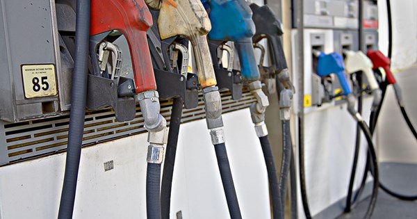 Αυστραλός παντρεύτηκε ένα Ford Falcon του 1971 - εικόνα 4