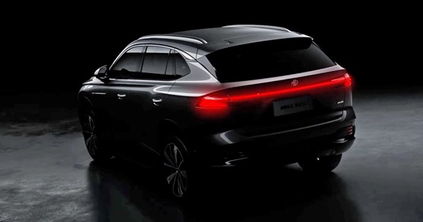 To restomod της Mercedes 190E έχει τον σωστό ήχο (video) - εικόνα 4