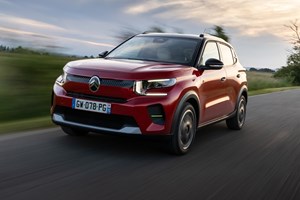 Πώς ακούγεται ο V12 κινητήρας της Mercedes S600 μέσα σε τούνελ (video) - εικόνα 3