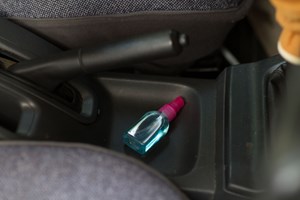 Έρευνα: Σε ποια τεράστια χώρα είναι απογοητευμένοι με τα θερμικά αυτοκίνητα - εικόνα 2