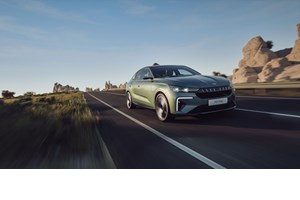 Το Tesla Cybertruck κάνει τα πάντα, σύμφωνα με το νέο του διαφημιστικό σποτ - εικόνα 4