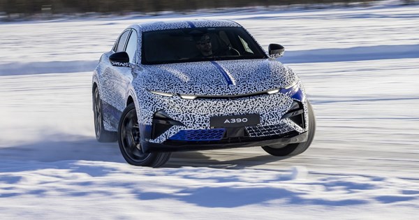 Αυτό είναι το Volvo που θα ανταγωνιστεί το Tesla Model Y (video) - εικόνα 4