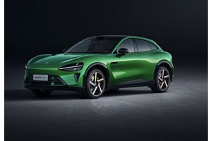 Brad Pitt: Δεν κοιμήθηκα για 36 ώρες αφού οδήγησα F1 (video) - εικόνα 6