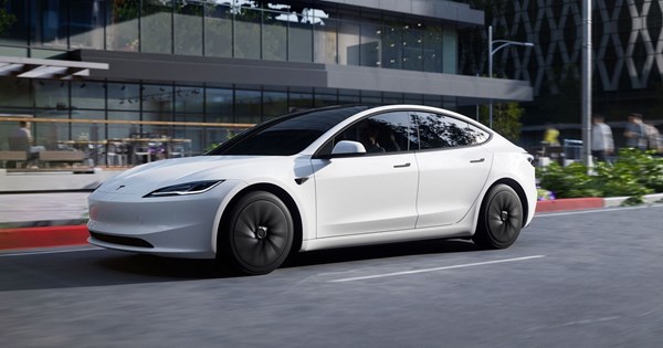 Το ρομπότ Tesla Optimus έμαθε πολεμικές τέχνες και προκαλεί τον Jared Leto (video) - εικόνα 3