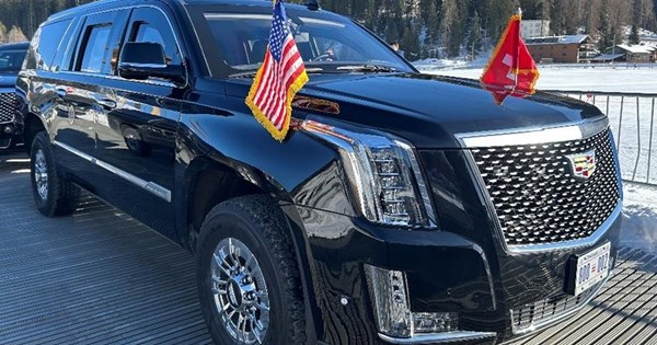 Η Singer αποκάλυψε τον "Μάγο", ίσως την καλύτερη παραλλαγή 911 που έγινε ποτέ - εικόνα 7