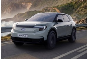 Οι Κινέζοι δεν σταμάτησαν τις αντιγραφές-Γνωστή φίρμα έφτιαξε τη δική της Porsche Taycan - εικόνα 10