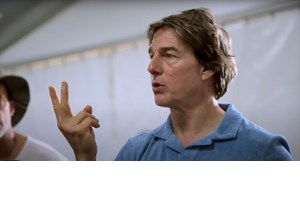 Εμφάνιση έκπληξη ηλεκτρικών hypercars στο νέο video clip της Mariah Carey (video) - εικόνα 1