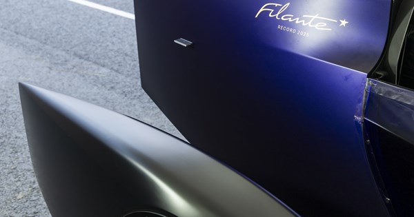 Δείτε πόσα χιλιόμετρα έκανε ένα Tesla Model 3 με άδεια μπαταρία - εικόνα 1