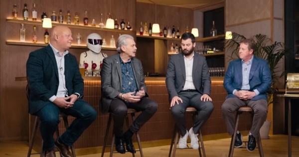 Παγκόσμια αποκλειστικότητα: Οδηγoύμε το GMA T.50, το supercar που θα μείνει στην ιστορία - εικόνα 1