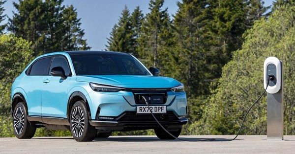 Είναι αυτό το εσωτερικό του robotaxi της Tesla; (video) - εικόνα 6