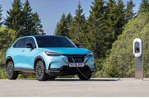 Είναι αυτό το εσωτερικό του robotaxi της Tesla; (video) - εικόνα 6