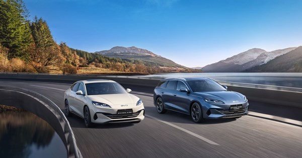 Στο σφυρί η Aston Martin Valkyrie του Daniel Ricciardo - εικόνα 7