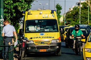 Τεράστιο νεκροταφείο αυτοκινήτων η πόλη της Βαλένθια (video) - εικόνα 8