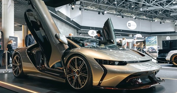 Το Bertone Runabout έχει πάνω από 500 ίππους και θα μπει στην παραγωγή - εικόνα 1