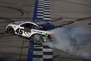 Η Castrol Toyota Supra επιστρέφει αλλά μην βιαστείς να χαρείς - εικόνα 7