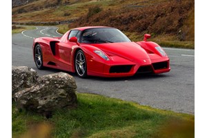 Προσφορά εκατομμυρίων για τα τρία άθικτα Tesla Roadster που βρέθηκαν σε κοντέινερ - εικόνα 3