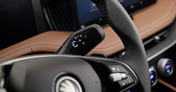 Skoda Superb Sleeper: Με 477 ίππους που δεν του φαίνονται - εικόνα 2