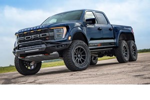 Αυτό είναι το θηριώδες εξάτροχο Land Rover Defender των 335.000 ευρώ - εικόνα 1