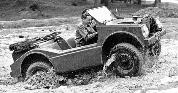 Το Πολεμικό Ναυτικό πήρε μέρος στην ανάβαση Ριτσώνας με ένα υπέροχο και σπάνιο αυτοκίνητο (εικόνες) - εικόνα 6