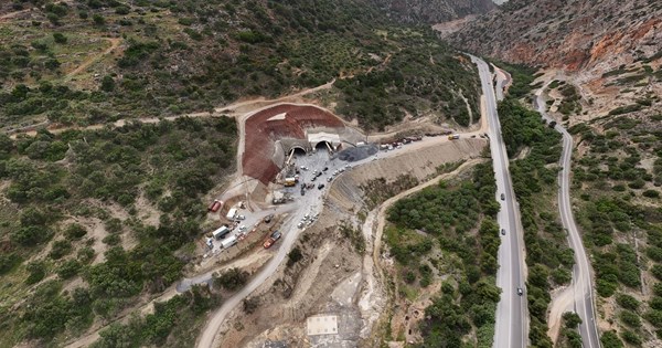 Παραδόθηκε στην κυκλοφορία ο αυτοκινητόδρoμος Πάτρα-Πύργος - εικόνα 1