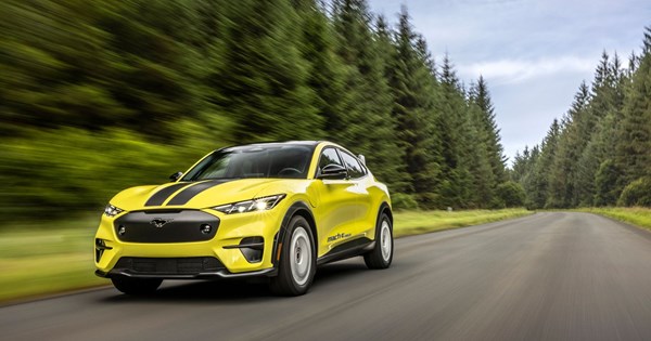 Το Rezvani Retro RR1 είναι μια Porsche 911 όπως δεν την είχες φανταστεί - εικόνα 10