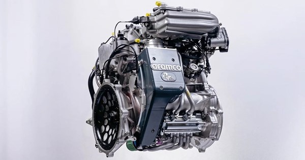 Το αυτοκίνητο-έκπληξη με το οποίο εμφανίστηκε στο Μονακό ο Charles Leclerc-Δεν είναι Ferrari (video) - εικόνα 3