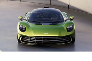 Αυτή είναι η εντυπωσιακή Aston Martin Vantage Roadster (video) - εικόνα 1