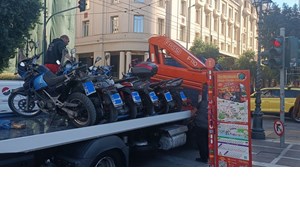 Η AMG ετοιμάζει ηλεκτρικό super SUV-οι πρώτες πληροφορίες - εικόνα 4